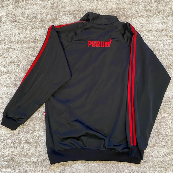 Peru jacket- size M - Picture 2 of 3